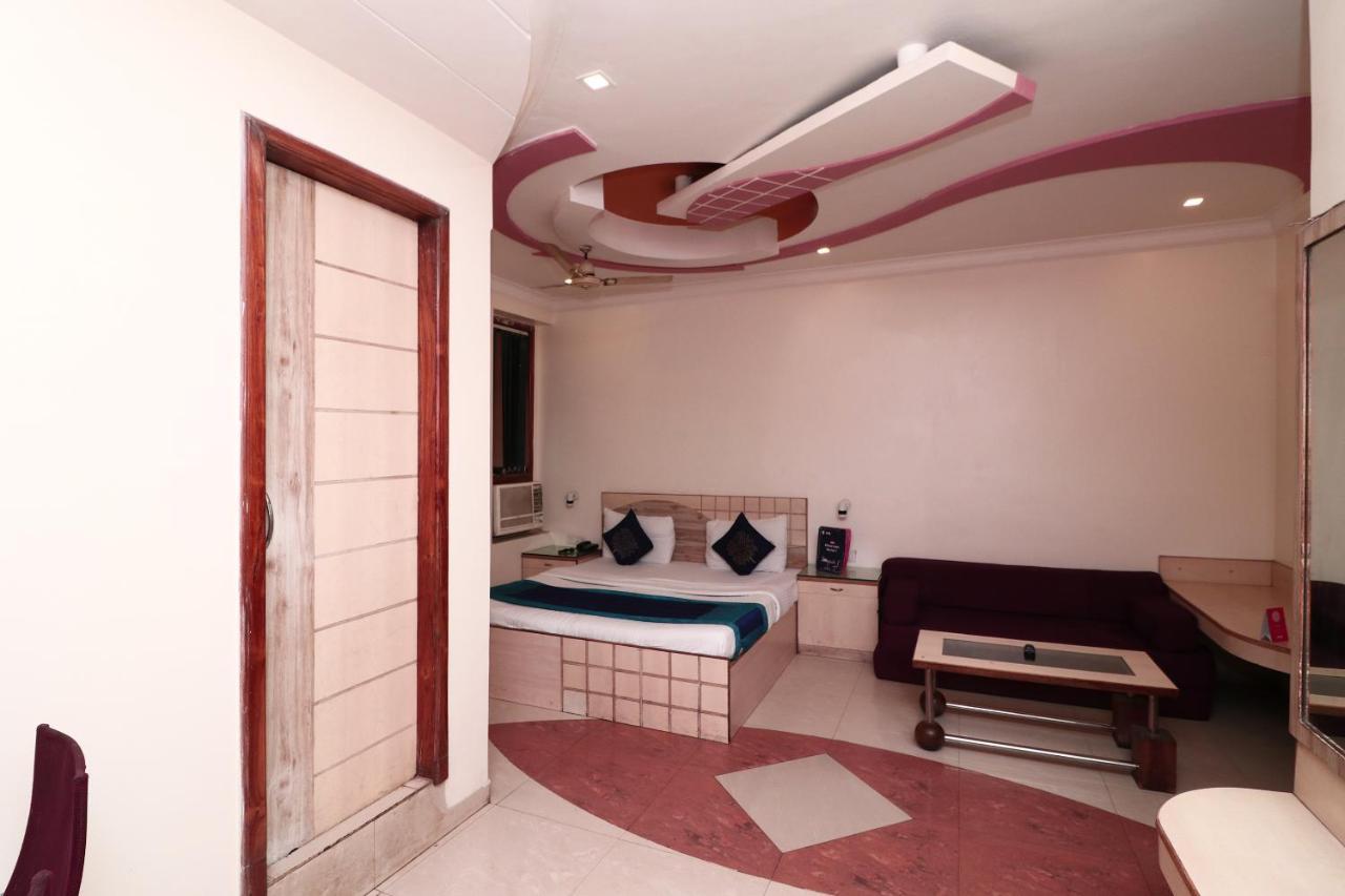 Hotel Deep Kanpur Exterior foto